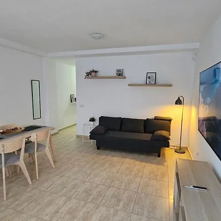 Abrigos Apartment *