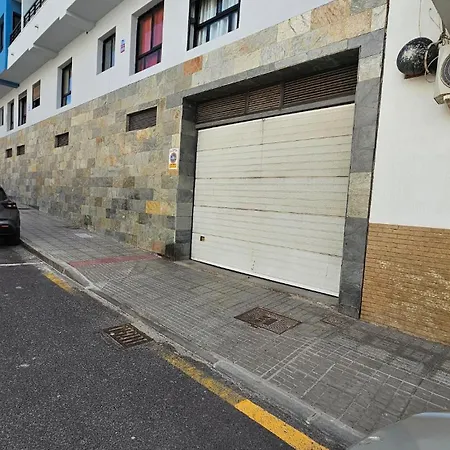 Abrigos Apartamento *